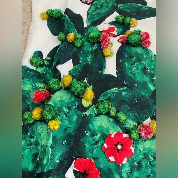 Women’s graphic dress with 3d decorations - US M - Picture 3 of 9